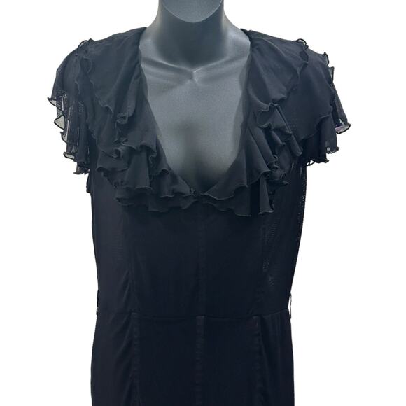 Tach Xia Ruffle Dress - Picture 11 of 12